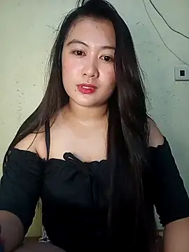 Snapshot of Rosejean chatting on May 3, 2026, 5:19 pm Rosejean online show from May 3, 2026, 5:19 pm