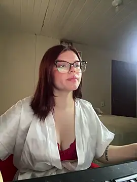 Nicolexx18 online show from May 8, 2026, 11:59 am