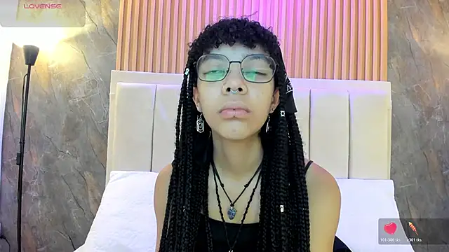 alice rossi4 online show from May 25, 2026, 11:49 am