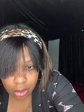 Snapshot of NittanyLioness chatting on June 1, 2026, 2:19 pm NittanyLioness online show from June 1, 2026, 2:19 pm