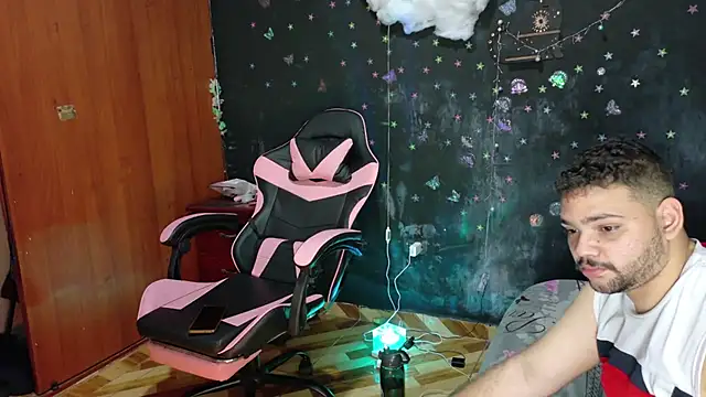 TinyCuckSph online show from May 30, 2026, 2:08 am
