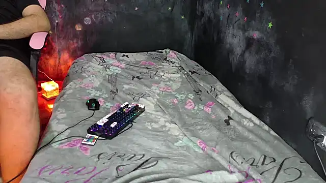 TinyCuckSph online show from June 1, 2026, 2:02 am