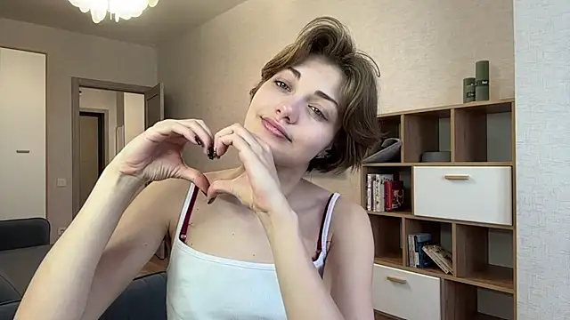 Snapshot of LinaFlamie chatting on June 8, 2026, 10:26 am LinaFlamie online show from June 8, 2026, 10:26 am