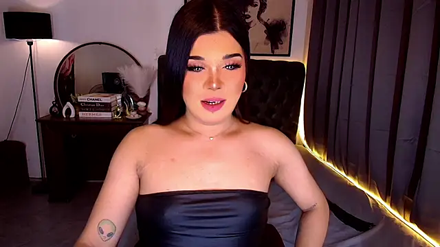 Snapshot of Empress_Candice chatting on May 18, 2026, 11:49 am Empress Candice online show from May 18, 2026, 11:49 am