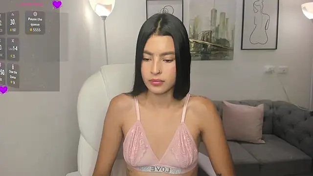 amber willow online show from June 6, 2026, 4:28 am