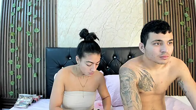 Snapshot of MarceANDCami chatting on May 21, 2026, 5:20 pm MarceANDCami online show from May 21, 2026, 5:20 pm