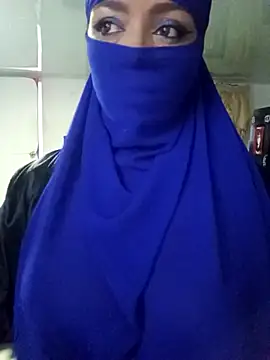 Snapshot of nadia__abaud chatting on March 15, 2025, 9:27 pm nadia abaud online show from March 15, 2025, 9:27 pm