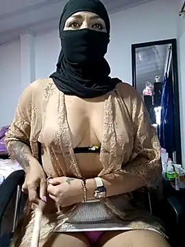 Snapshot of nadia__abaud chatting on February 13, 2026, 11:45 pm nadia abaud online show from February 13, 2026, 11:45 pm