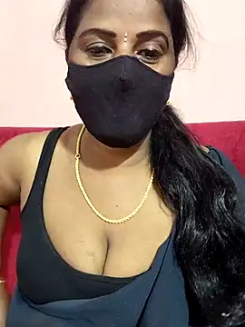 Snapshot of Sunitha-tamilponu chatting on May 4, 2026, 6:04 pm Sunitha-tamilponu online show from May 4, 2026, 6:04 pm