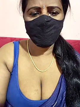 Snapshot of Sunitha-tamilponu chatting on May 10, 2026, 6:24 pm Sunitha-tamilponu online show from May 10, 2026, 6:24 pm