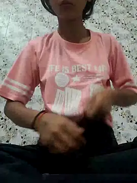 Snapshot of NOOR__MALIKA chatting on May 10, 2026, 7:46 am NOOR MALIKA online show from May 10, 2026, 7:46 am