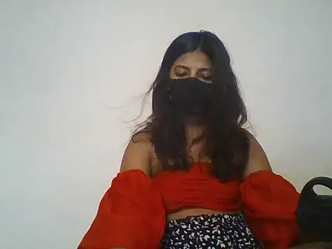 NAUGHTY-RASHI online show from May 25, 2026, 5:13 am