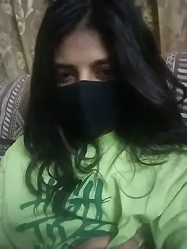 NAUGHTY-RASHI online show from May 29, 2026, 5:33 pm