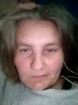 IrisMaris37 online show from June 13, 2026, 9:40 am