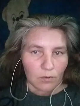IrisMaris37 online show from June 20, 2026, 9:23 am
