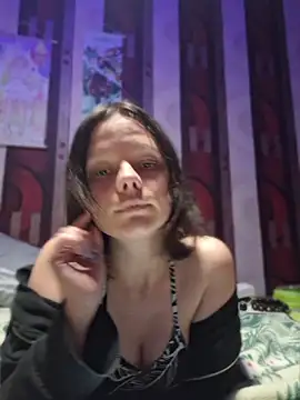 Snapshot of sweet_angely chatting on April 28, 2026, 7:41 pm sweet angely online show from April 28, 2026, 7:41 pm