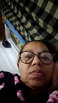 Snapshot of Ladymilf12 chatting on July 30, 2026, 2:43 am Ladymilf12 online show from July 30, 2026, 2:43 am