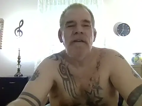 Caesar Baxter online show from April 28, 2026, 10:59 pm