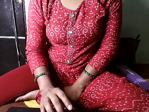Snapshot of rehana_love chatting on May 10, 2026, 4:17 am rehana love online show from May 10, 2026, 4:17 am