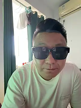 Snapshot of langzi-888 chatting on May 30, 2026, 6:43 am langzi-888 online show from May 30, 2026, 6:43 am