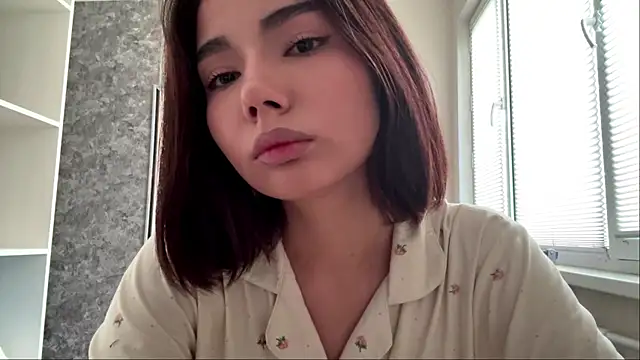 Snapshot of MarylnMonnier chatting on May 25, 2026, 10:10 am MarylnMonnier online show from May 25, 2026, 10:10 am