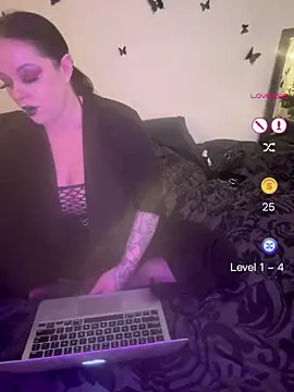 tacyeannxo online show from July 29, 2026, 12:20 am
