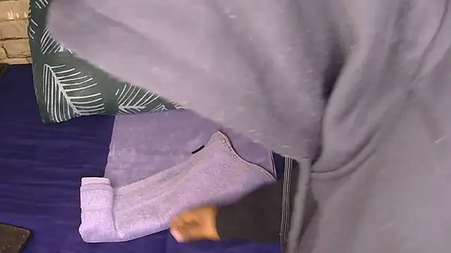 Snapshot of Sweethoneyglow chatting on June 9, 2026, 11:55 am Sweethoneyglow online show from June 9, 2026, 11:55 am