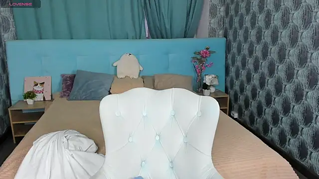 Ammelia Backerr online show from July 17, 2026, 1:12 am