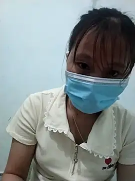 Snapshot of -Natina- chatting on April 27, 2026, 2:26 pm -Natina- online show from April 27, 2026, 2:26 pm