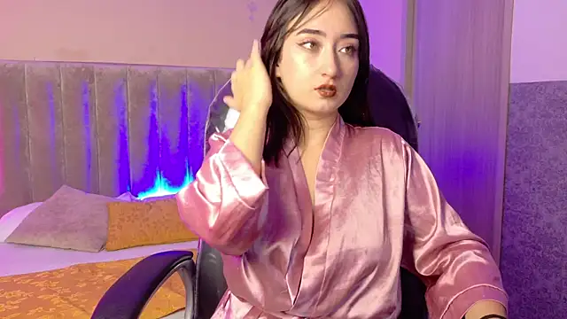 VICTORIA FAIRIES online show from May 7, 2026, 12:10 pm