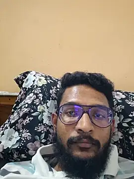 Snapshot of kangaroo_man1 chatting on May 7, 2026, 6:24 pm kangaroo man1 online show from May 7, 2026, 6:24 pm