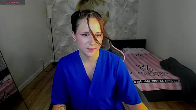 Snapshot of Julia_Shyy chatting on July 5, 2026, 1:45 am Julia Shyy online show from July 5, 2026, 1:45 am