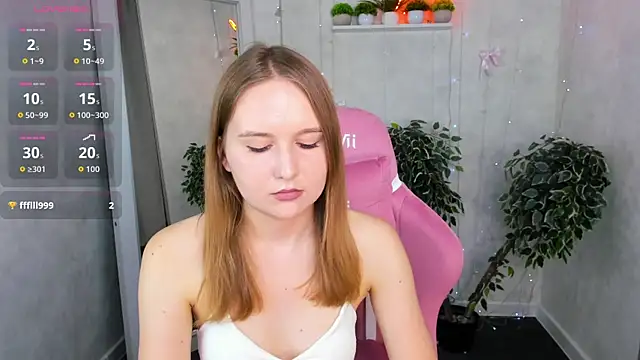 Emmaa Kimm online show from July 28, 2026, 11:17 am