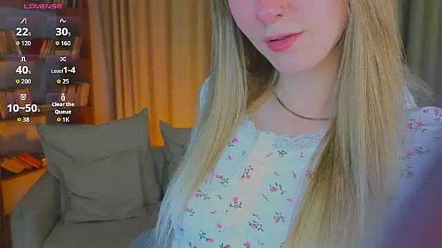 Snapshot of MilliBrownn chatting on May 9, 2026, 10:53 am MilliBrownn online show from May 9, 2026, 10:53 am