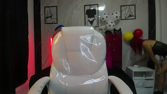 ArianaaFire online show from July 9, 2026, 12:31 pm