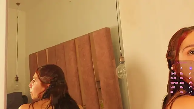 sofia Foxx 1 online show from May 12, 2026, 12:02 pm