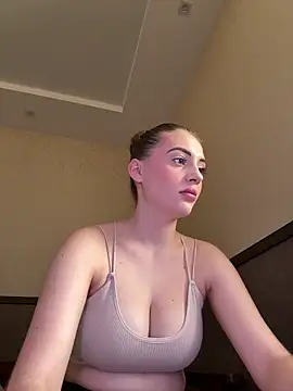 EmersonBenet online show from May 25, 2026, 9:37 am