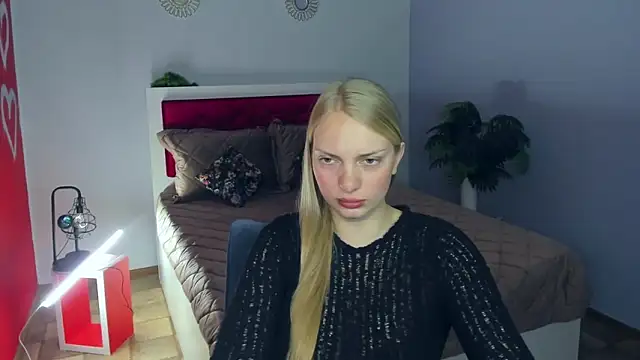 NancyGlamour online show from May 23, 2026, 9:24 am