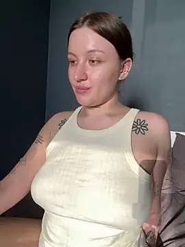 elegant curves online show from May 24, 2026, 3:50 pm