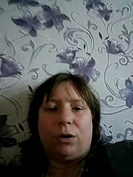 MikkiLove777 online show from May 4, 2026, 10:33 am