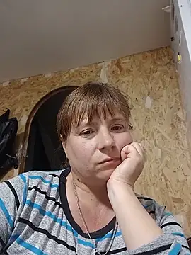 MikkiLove777 online show from May 28, 2026, 9:45 pm