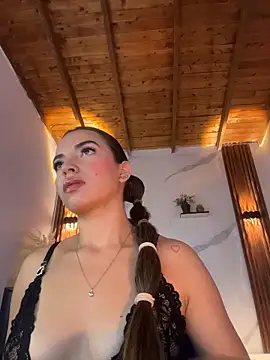 catalina lafer online show from May 21, 2026, 12:56 pm