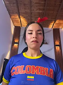 catalina lafer online show from July 7, 2026, 1:59 pm