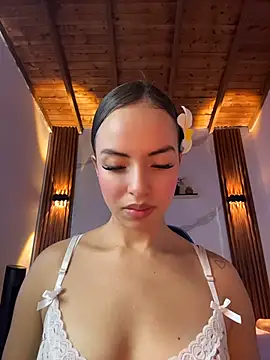 catalina lafer online show from July 18, 2026, 2:21 pm