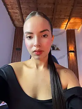 catalina lafer online show from July 25, 2026, 3:09 pm