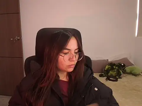 abbyyandmaxx online show from June 30, 2026, 4:08 pm