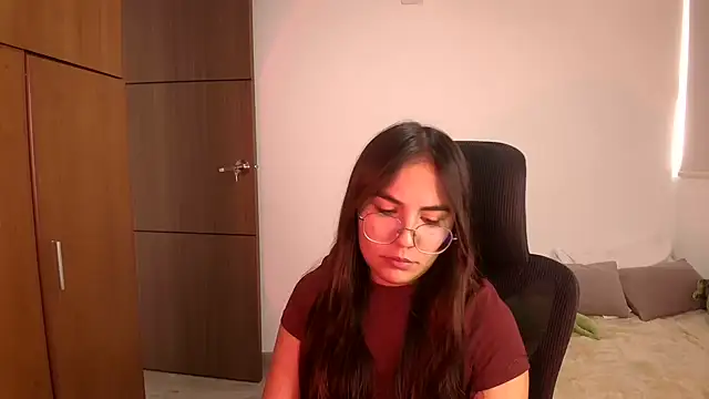 abbyyandmaxx online show from July 17, 2026, 4:45 pm