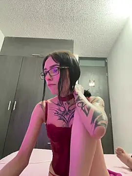 Snapshot of she-dulce chatting on May 10, 2026, 2:06 am she-dulce online show from May 10, 2026, 2:06 am