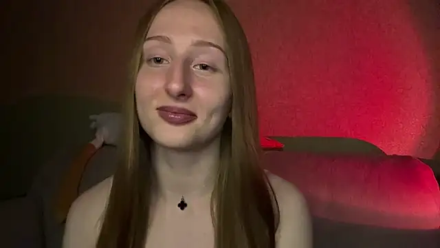 SofiaSelen online show from May 3, 2026, 7:09 pm