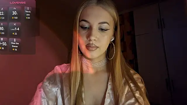 Snapshot of Katrinethequeen chatting on June 18, 2026, 4:55 pm Katrinethequeen online show from June 18, 2026, 4:55 pm
